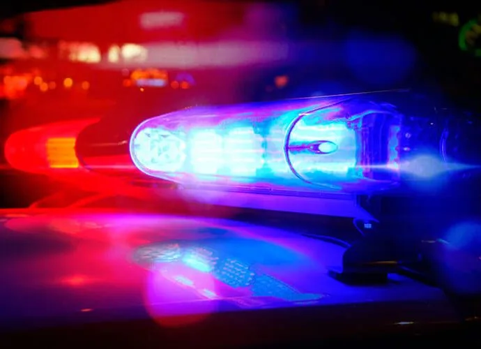 Mulher é presa por agressão ao filho com madeira em Água Clara