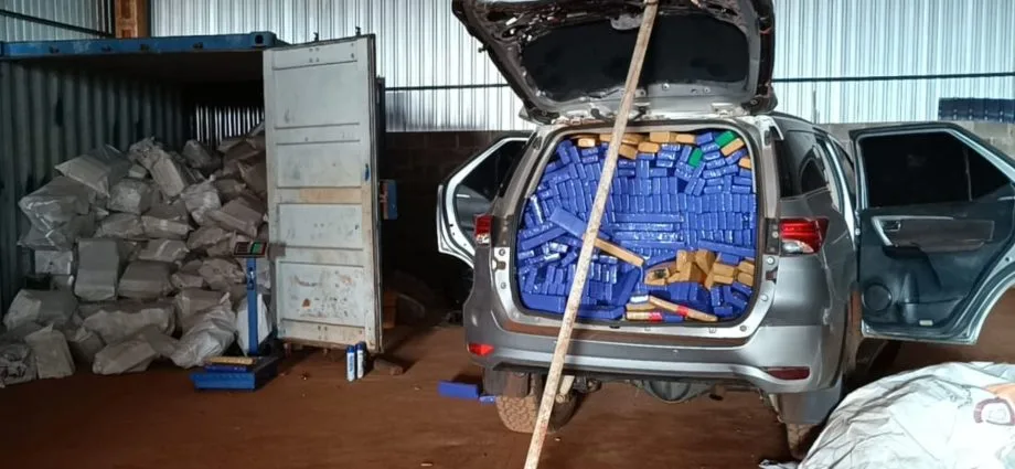 Apreensão de Drogas e Prisão em Barracão de Dourados
