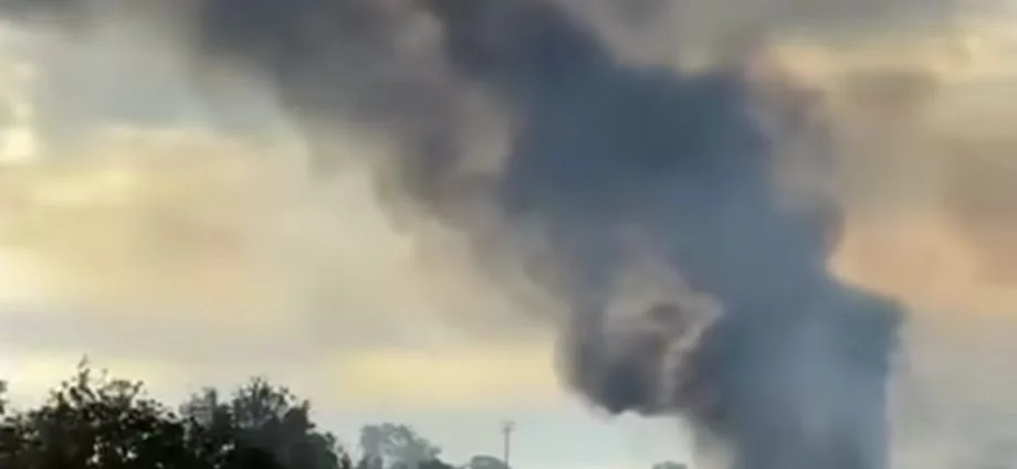 Acidente com quatro veículos causa incêndio e deixa feridos na BR-158 em Paranaíba
