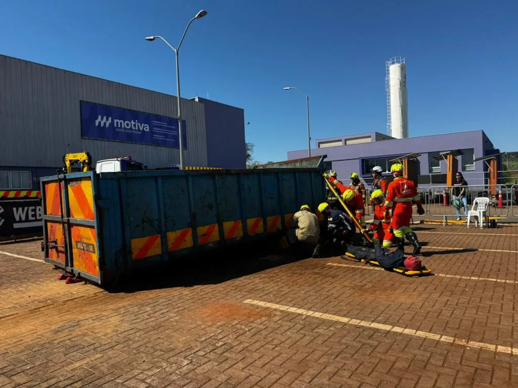 Treinamento capacita socorristas para salvamento veicular em Campo Grande