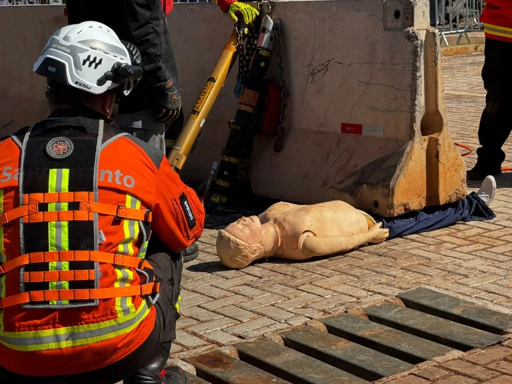 Treinamento capacita socorristas para salvamento veicular em Campo Grande