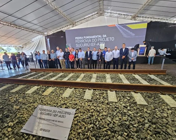 Regulador encerra disputa sobre viaduto ferroviário em Inocência