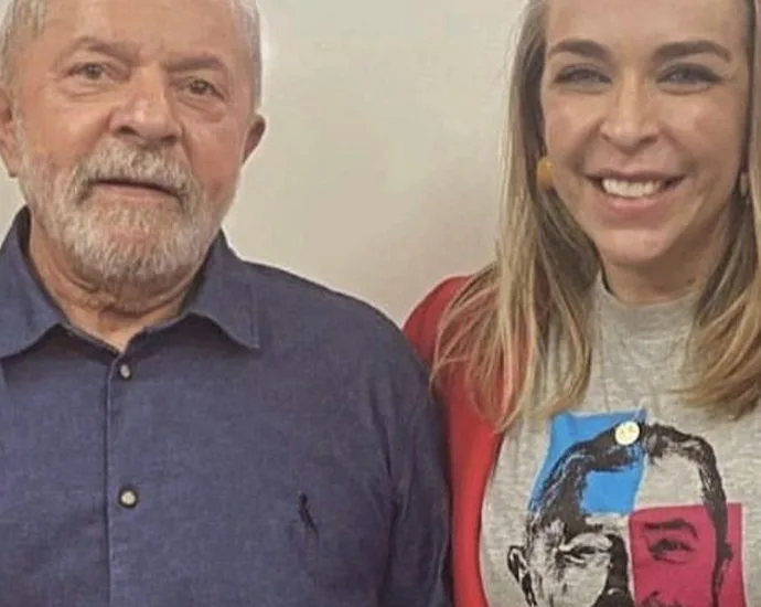 Lula nega conhecer lobista Roberta Luchsinger, mas fotos levantam dúvidas