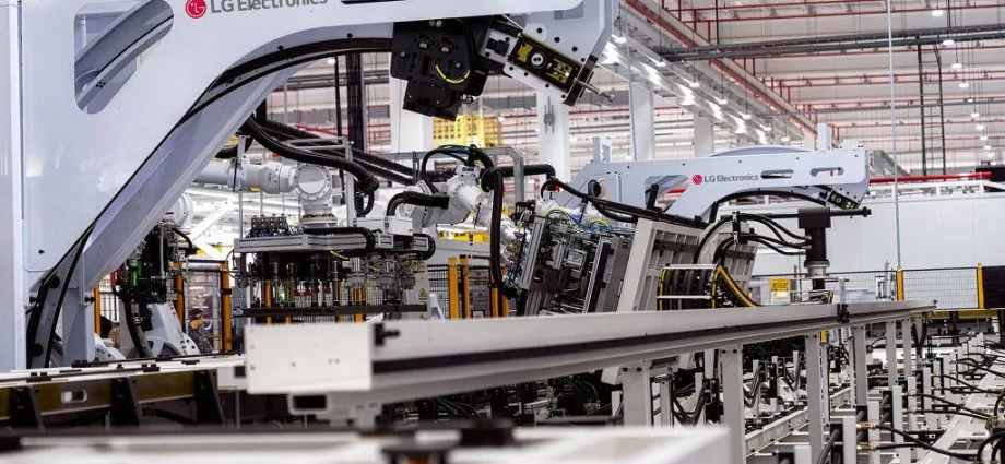 LG inaugura fábrica em Fazenda Rio Grande, Paraná, com meta de 20% do mercado de linha branca