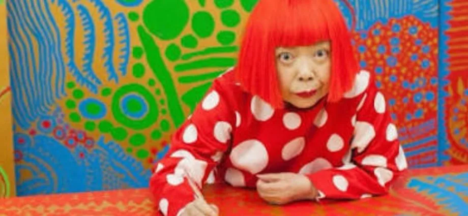 Morre Yayoi Kusama, ícone da arte contemporânea, aos 97 anos