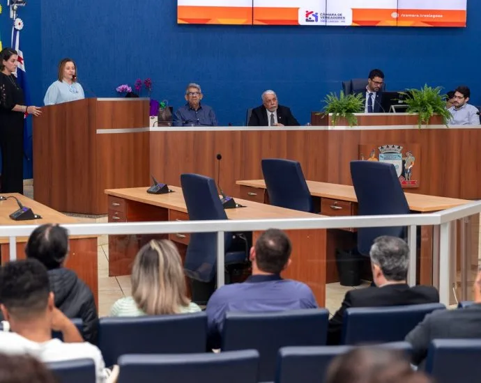 Câmara de Três Lagoas debate proibição de fogos barulhentos em audiência pública