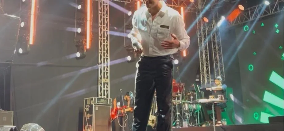 Léo Foguete encanta público no Festival de Inverno em Bonito