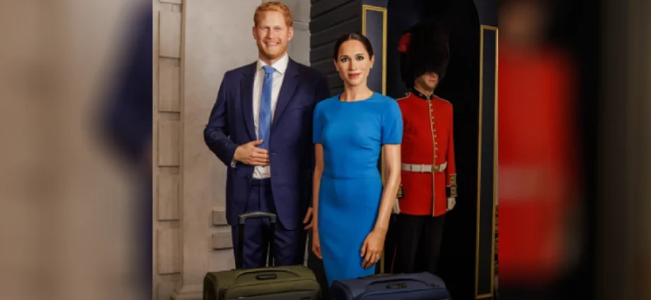 Madame Tussauds reposiciona figuras de Harry e Meghan com malas prontas