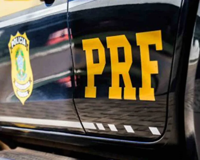 Homem desaparece após fuga da PRF e salto no Rio Paraná em MS