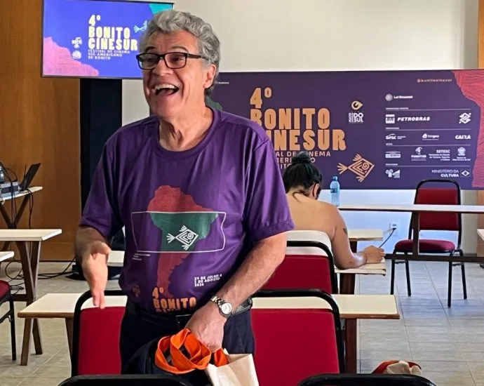 Paulo Betti elogia ecoturismo de Bonito e planeja retornar com a família