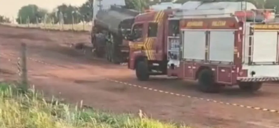 Trabalhador morre em acidente com caminhão de emulsão asfáltica em Jaraguari