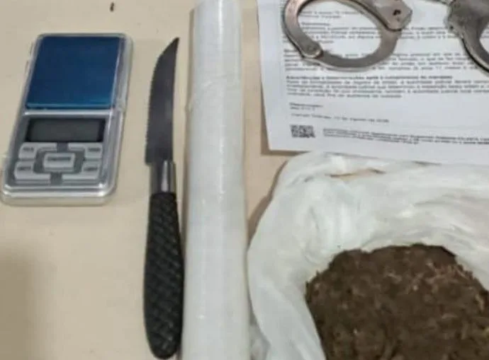Mulher é presa em flagrante por tráfico de drogas em Campo Grande