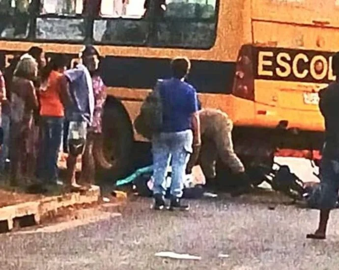 Acidente grave entre avô e neta em bicicleta elétrica em Anastácio