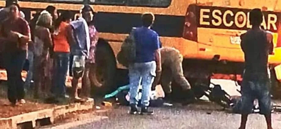 Acidente grave entre avô e neta em bicicleta elétrica em Anastácio