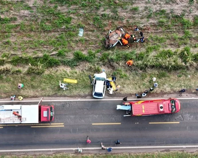 Acidente na BR-376 em Ivinhema deixa um morto e cinco feridos