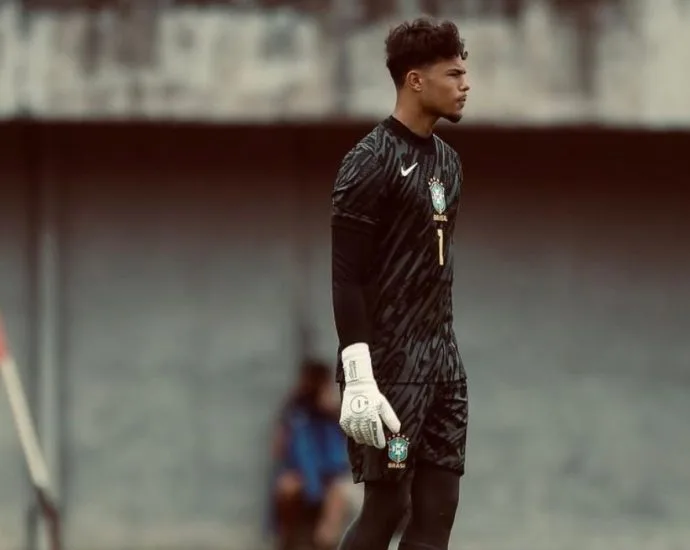 Bruninho Samudio é afastado do Botafogo por questões disciplinares