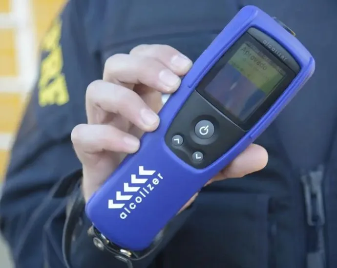 Novas diretrizes para blitzes: detecção de drogas ao volante em foco