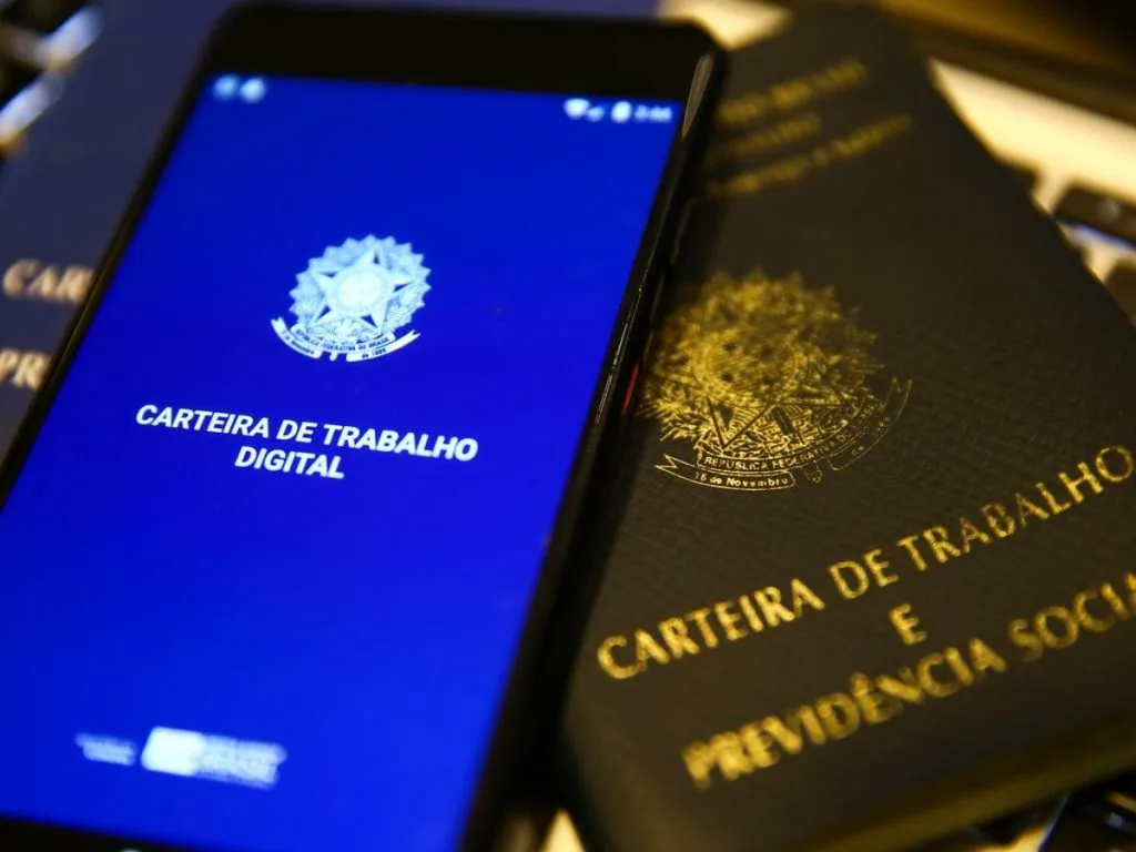 Carteira de trabalho (Foto: Marcelo Camargo/Agência Brasil)