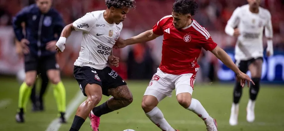 Corinthians perde para o Inter e complica sua situação na Copa do Brasil