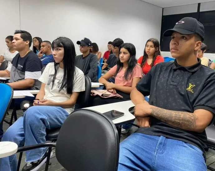 Cursinho gratuito para o Enem encerra inscrições em Campo Grande; restam 50 vagas