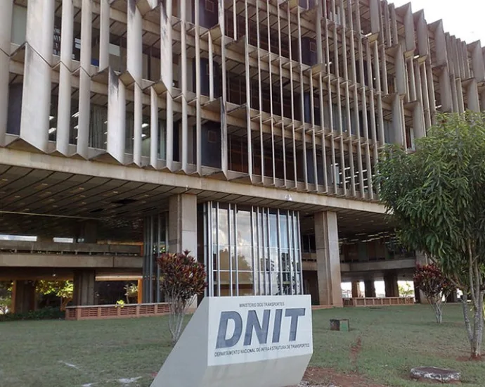 DNIT firma contrato de R$ 67 milhões com consultoria para obras em MS