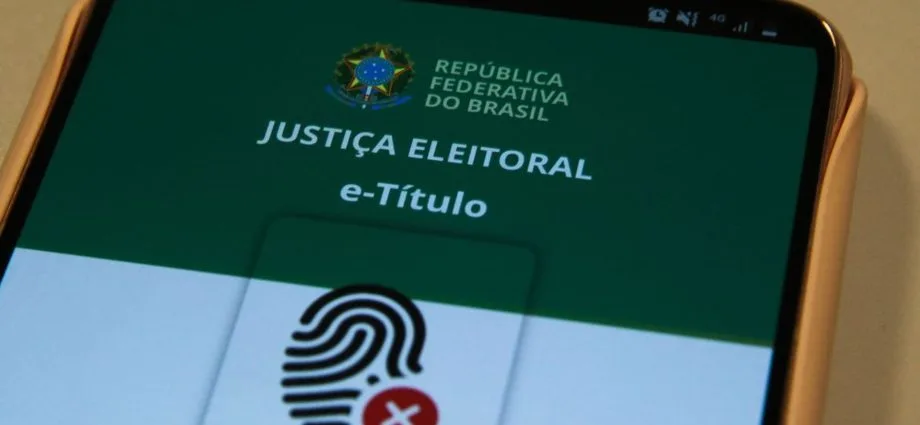 Uso de camisetas e adesivos de candidatos no dia da eleição em MS