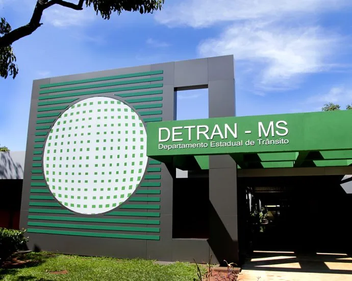 Detran-MS concede 10 dias para regularização de 79 veículos apreendidos em Campo Grande