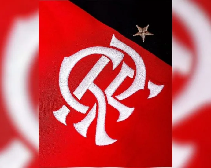 Flamengo critica Palmeiras por favorecimento em arbitragem