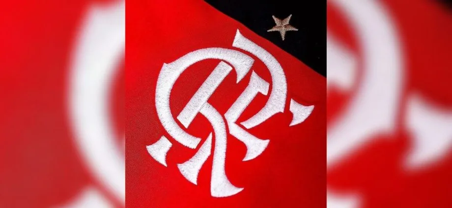 Flamengo critica Palmeiras por favorecimento em arbitragem