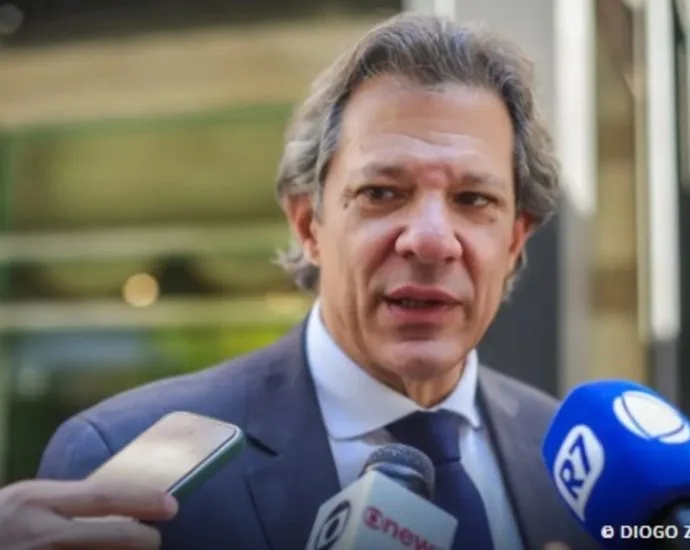 Motorista de Haddad depõe sobre abordagem policial em São Paulo