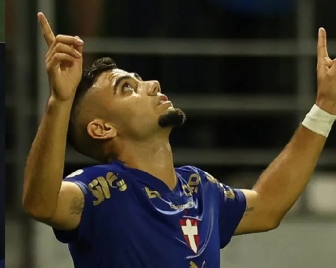 Palmeiras derrota Santos por 3 a 0 e avança na Copa do Brasil