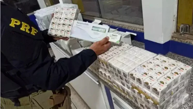 Motorista preso com 1,9 mil medicamentos ilegais em MS