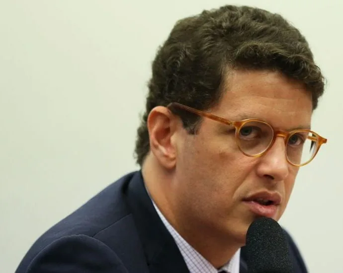Ricardo Salles nomeia Frederico D'Ávila como novo suplente ao Senado em SP