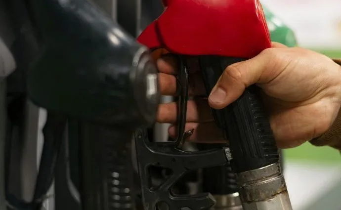 Gasolina com 32% de etanol gera preocupações entre motoristas em Campo Grande