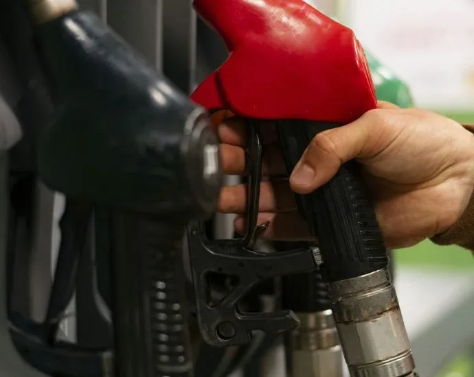 Gasolina com 32% de etanol gera preocupações entre motoristas em Campo Grande