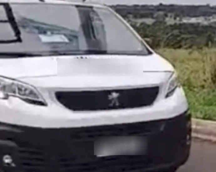 Funcionário é atropelado por van em Campo Grande na BR-262