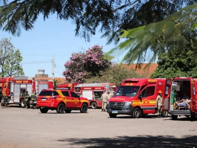 Explosão em fábrica de ração intoxica três funcionários em MS