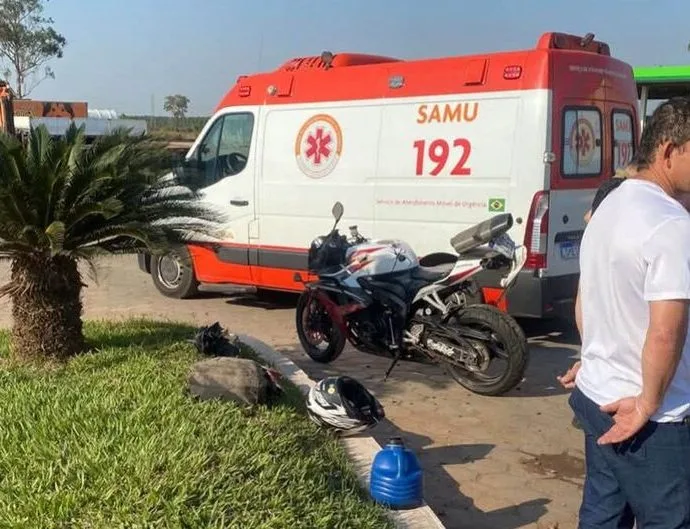 Motociclista sofre ferimentos em acidente com caminhão na BR-262 em Três Lagoas