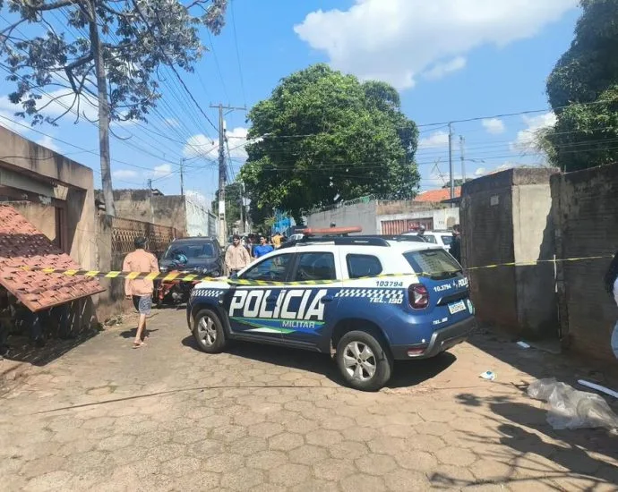 Homem é baleado após atacar policiais com faca em Campo Grande