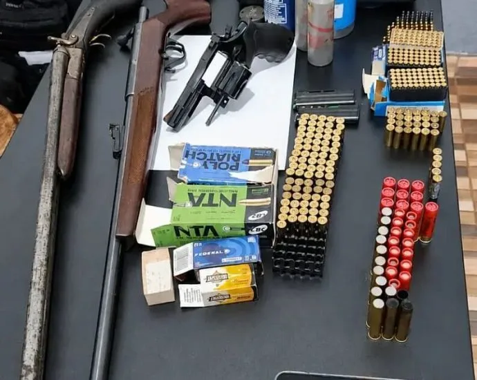 PM apreende três armas em caso de violência doméstica em São Gabriel do Oeste