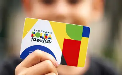 Lula anuncia reajuste de 15% no Bolsa Família às vésperas das eleições