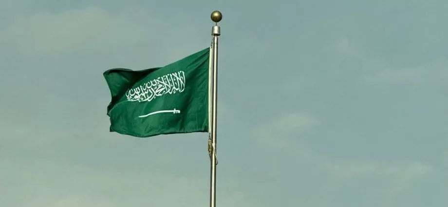 Arábia Saudita ativa sirenes de alerta contra ataques em retaliação ao Iémen