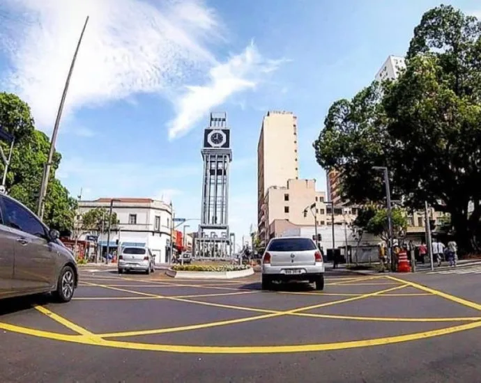Funcionamento dos serviços em Campo Grande no feriado da Independência