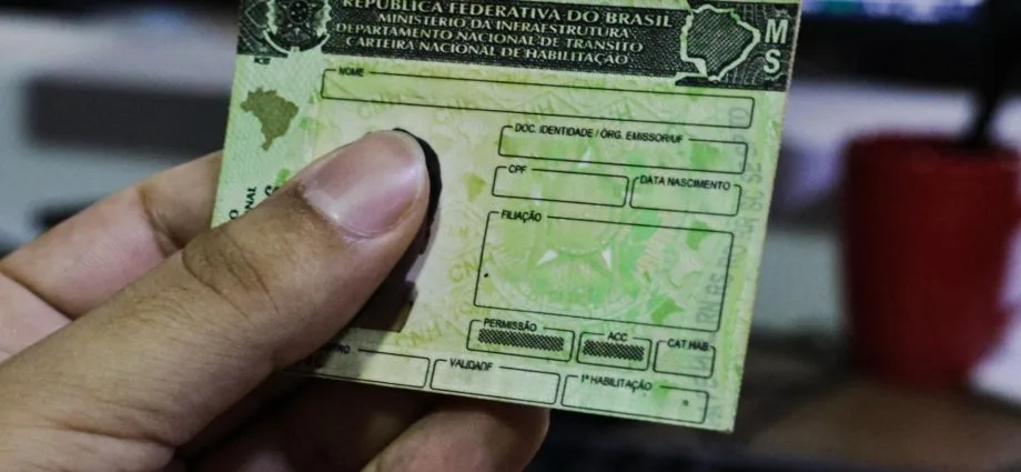 Prazo para renovação de CNH vencida é ampliado até dezembro de 2026