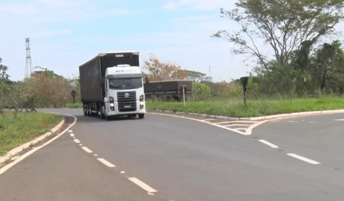Interdição da Rotatória da BR-262 em Três Lagoas para Obras de Novo Posto Fiscal