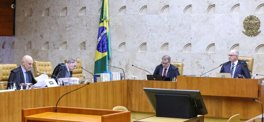 Dino encaminha ao STF decisão sobre postagens de Nossa Senhora