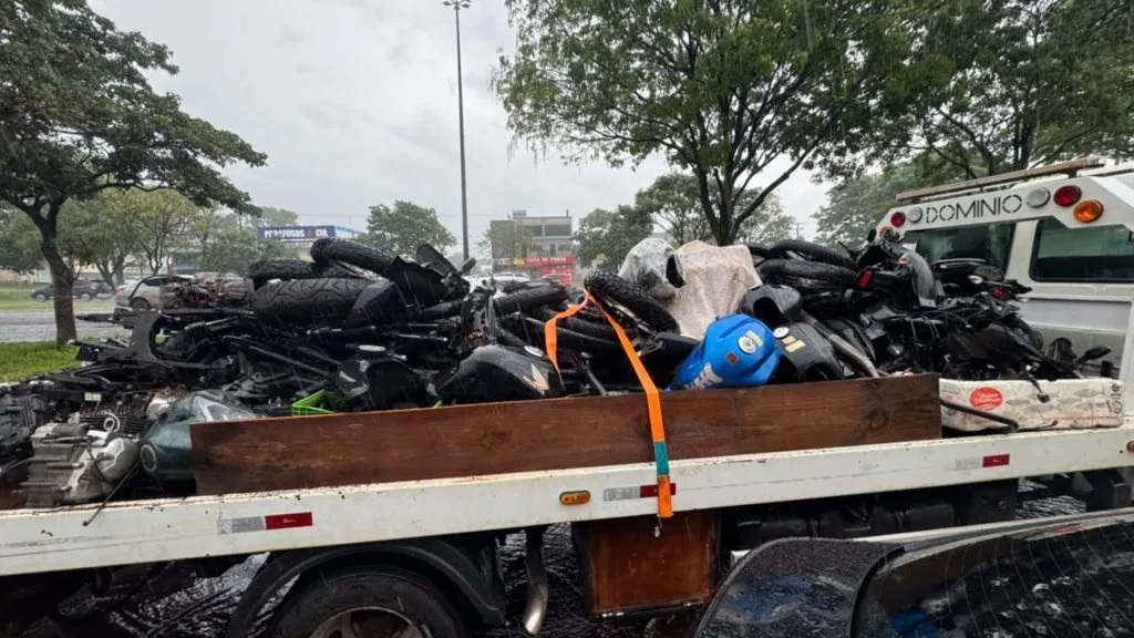 Defurv apreende mais de 145 itens em oficina de desmanche em Campo Grande