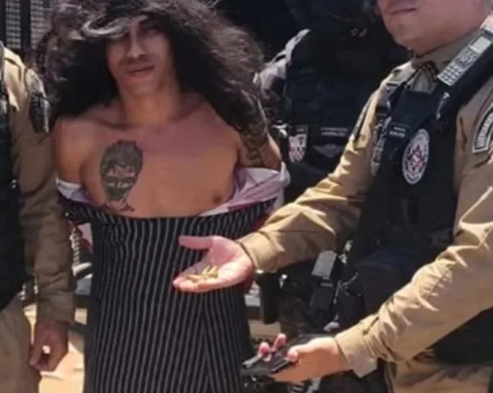 Homem é preso após tentar fugir vestido de mulher em Mulungu, na Paraíba