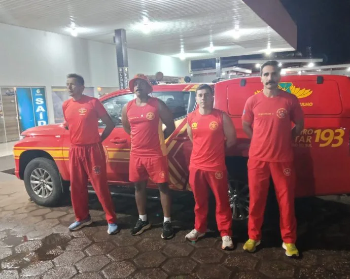 Boia Cross de Água Clara Atraí Aventureiros com Segurança Reforçada