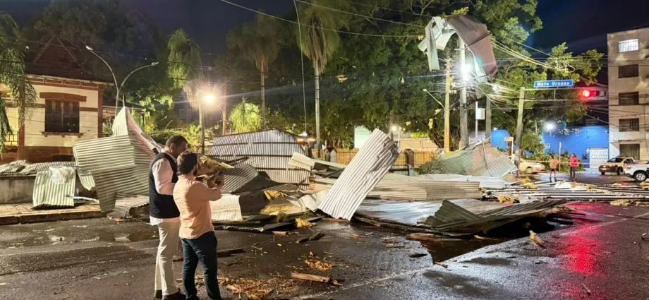 Campo Grande declara estado de emergência por 180 dias após vendaval
